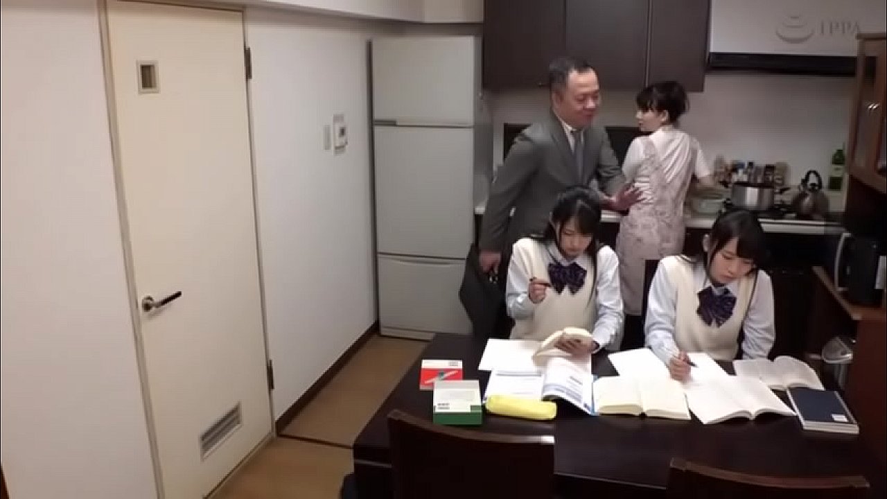 ดูหนังออนไลน์ฟรี japanese father fuck his teen daughters